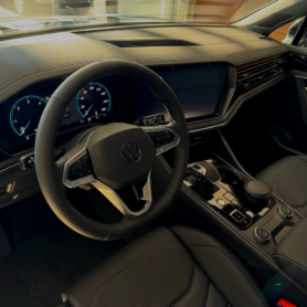 VW Touareg прокат авто