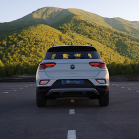 Volkswagen T-Roc wynajem samochodów