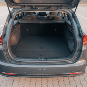 Kia Ceed SW wynajem samochodów