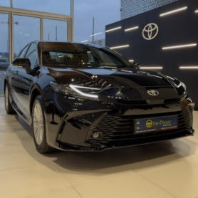 Toyota Camry 2025 wynajem samochodów