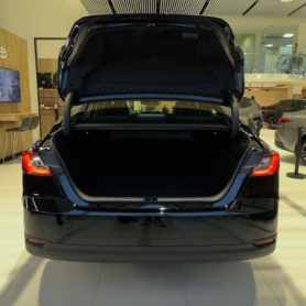 Toyota Camry 2025 wynajem samochodów