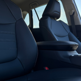 Toyota Rav4 Hybrid 4×4 wynajem samochodów